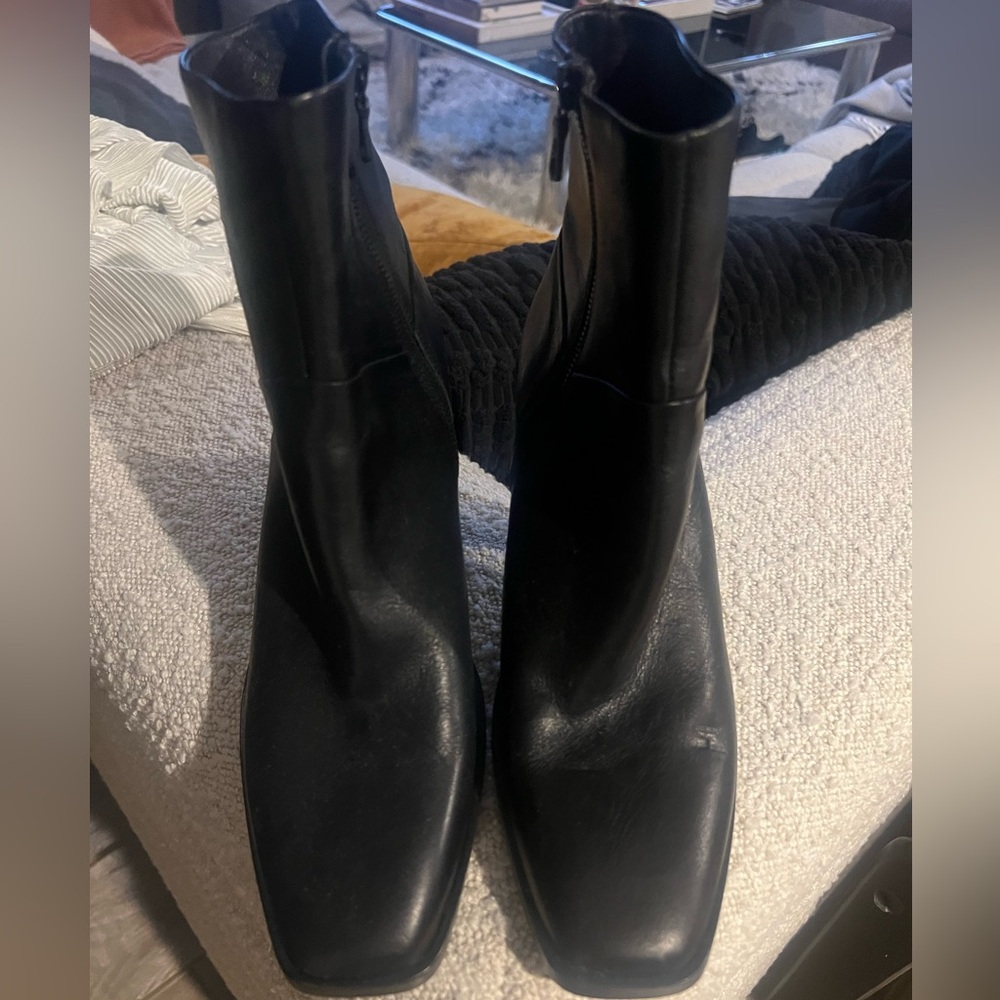 Rag and bone beautiful leather boots great condition size 10 (41)